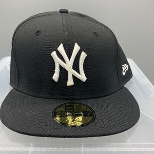 New York Yankees Black w/white 5950